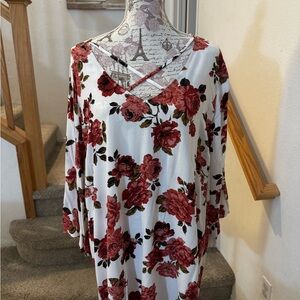 Torrid White and Cream 3/4 Sleeve Boxy Blouse